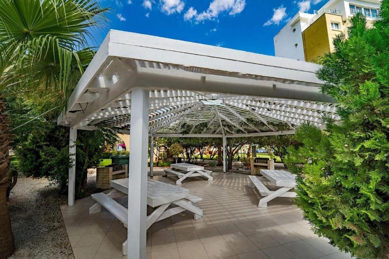 Aurelius Pool Apartments In Caesar Resort & Spa Perivolia tou Trikomou Exterior photo